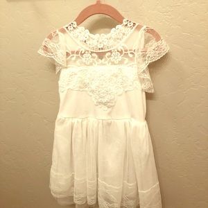 XS Girls White Lace Dress